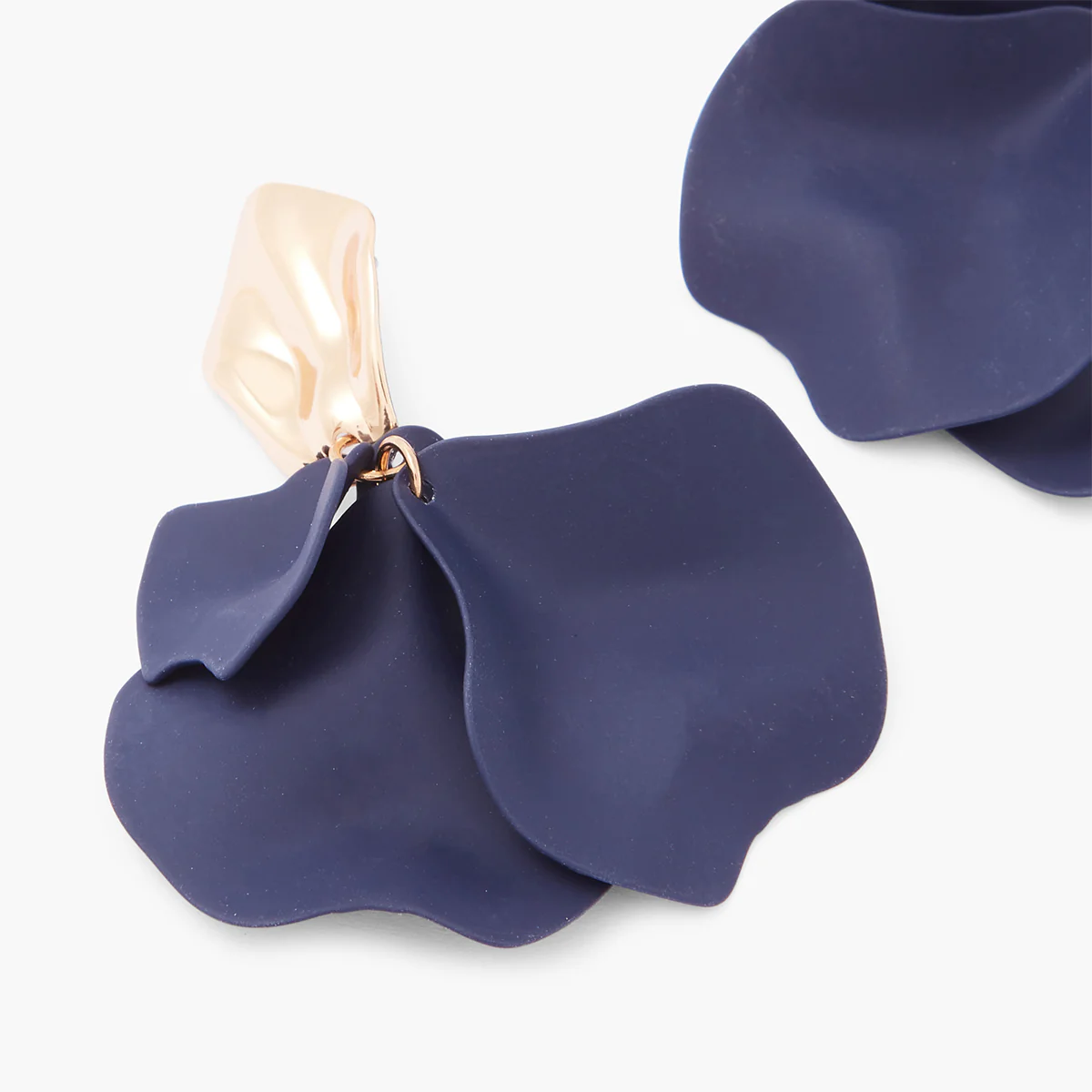 Boucles d'oreilles pendantes pétales bleus - Image 2